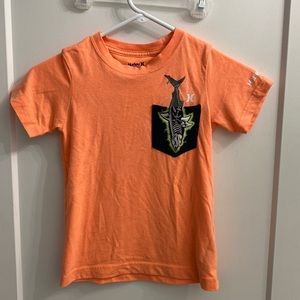 Boys, Hurley shirt